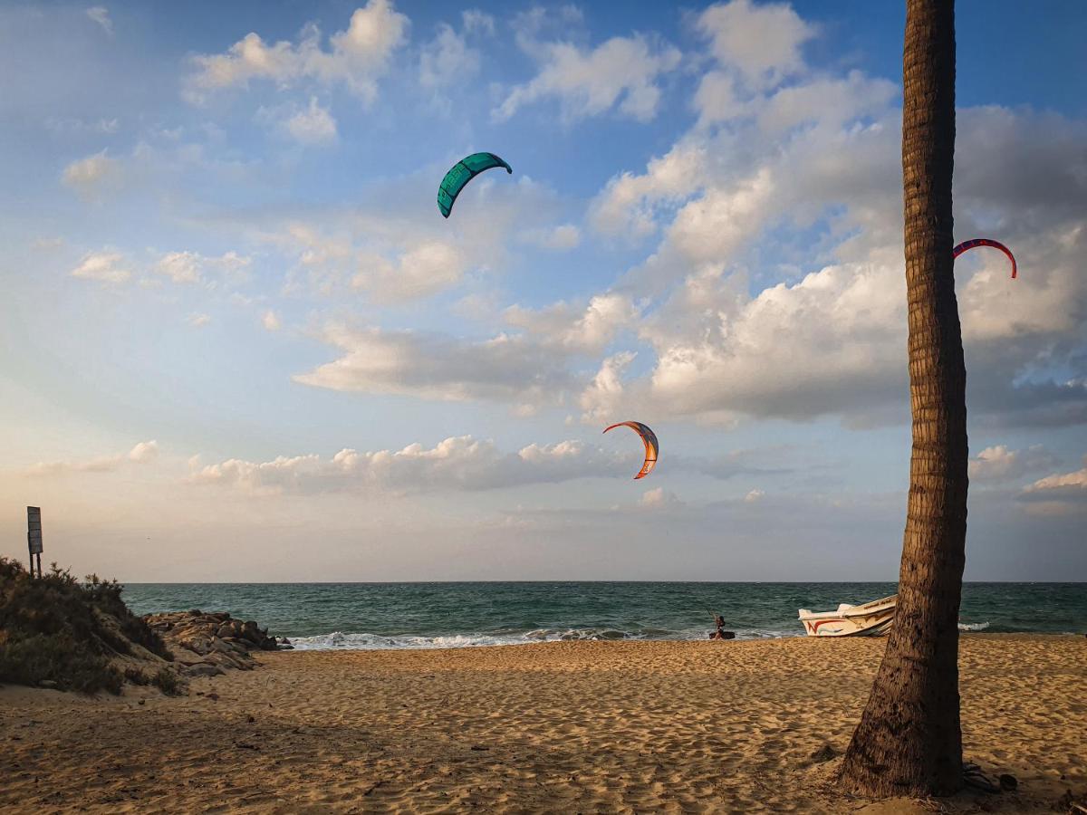 Windy Waves Kite Beach & Nature Resort Kalpitiya Buitenkant foto